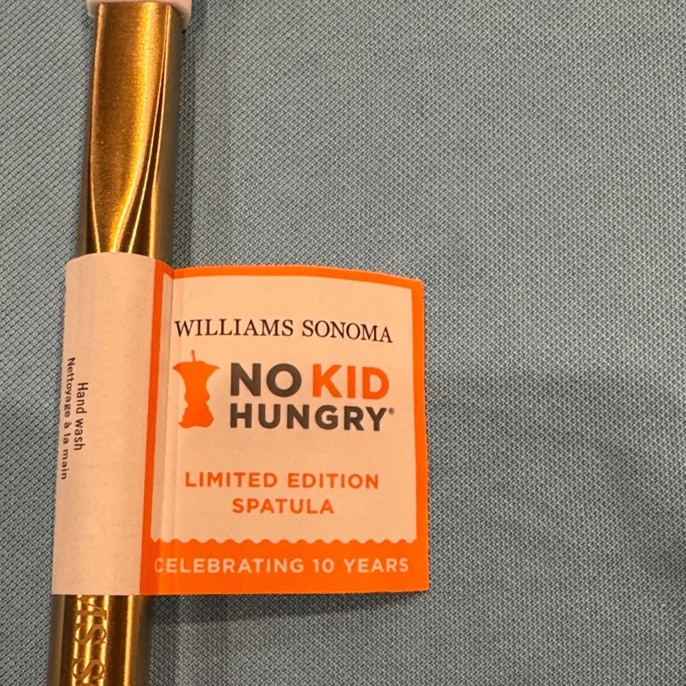 Williams Sonoma No Kid Hungry Spatula -Designed by Faith Hill-NWT